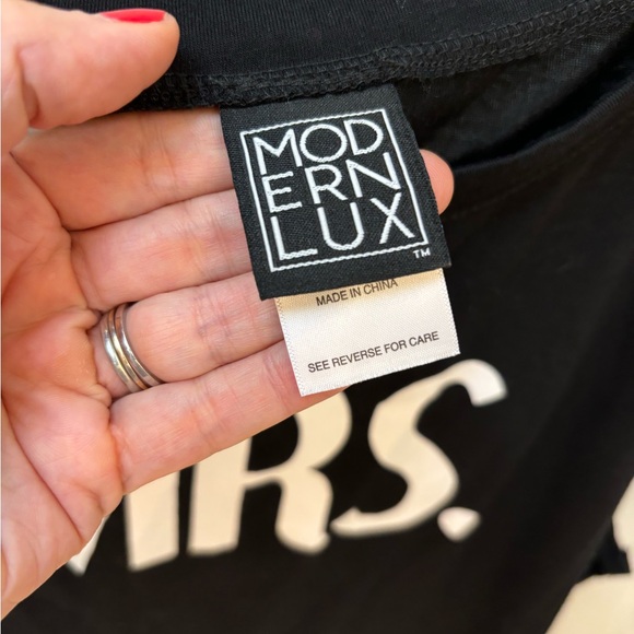 MRS. Sleeveless top - Picture 6 of 6